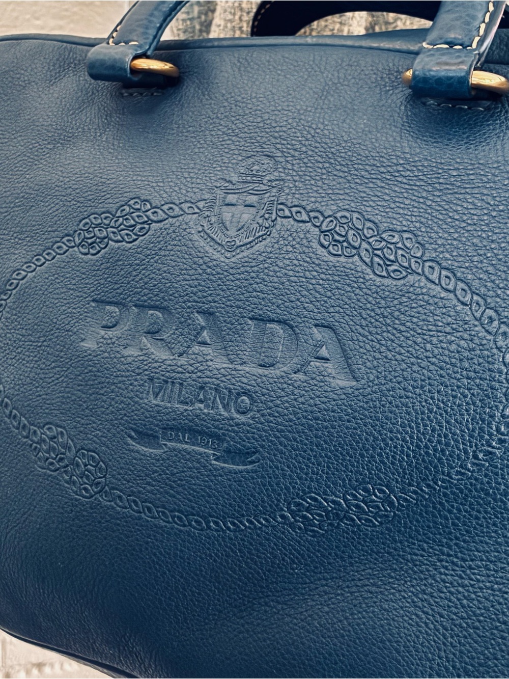 💙 PRADA Vitello Daino Bauletto Satchel Crossbody Bag Blue Very Chic EUC - Picture 8 of 17